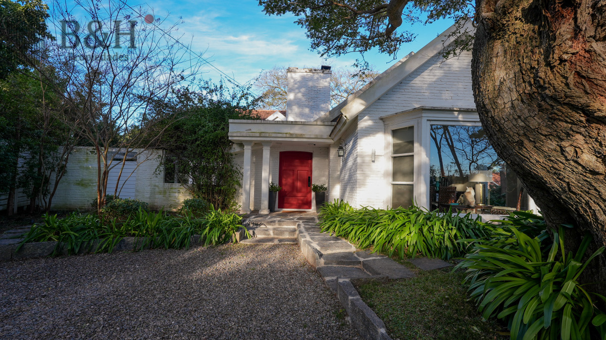 Casa ID.5233 - Hermosa Casa en parada 15 de la Mansa - Punta del Este 