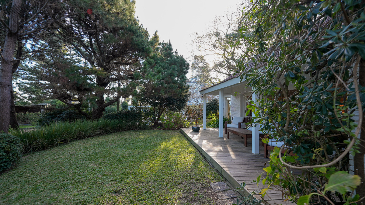 Casa ID.5233 - Hermosa Casa en parada 15 de la Mansa - Punta del Este 