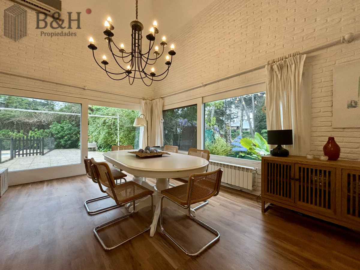 Casa ID.1436 - EXPECTACULAR CASA A LA VENTA EN SAN RAFAEL