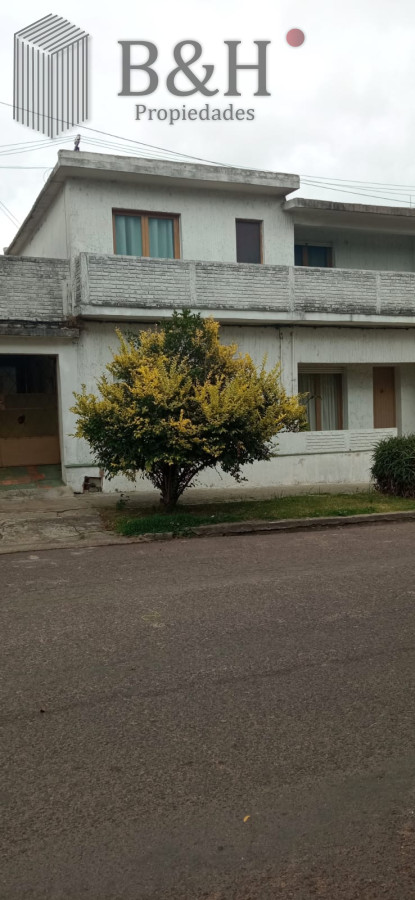 casa de 4 dormitorios a la venta aiguá - maldonado  - byh4872c