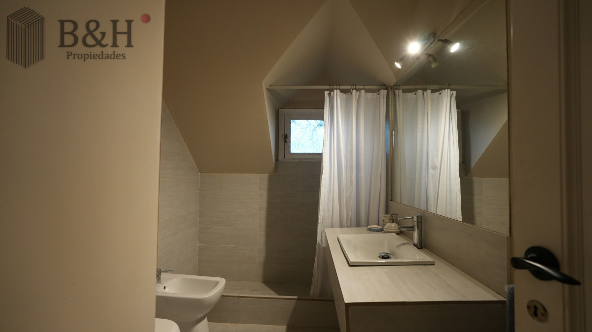 Casa ID.5233 - Hermosa Casa en parada 15 de la Mansa - Punta del Este 