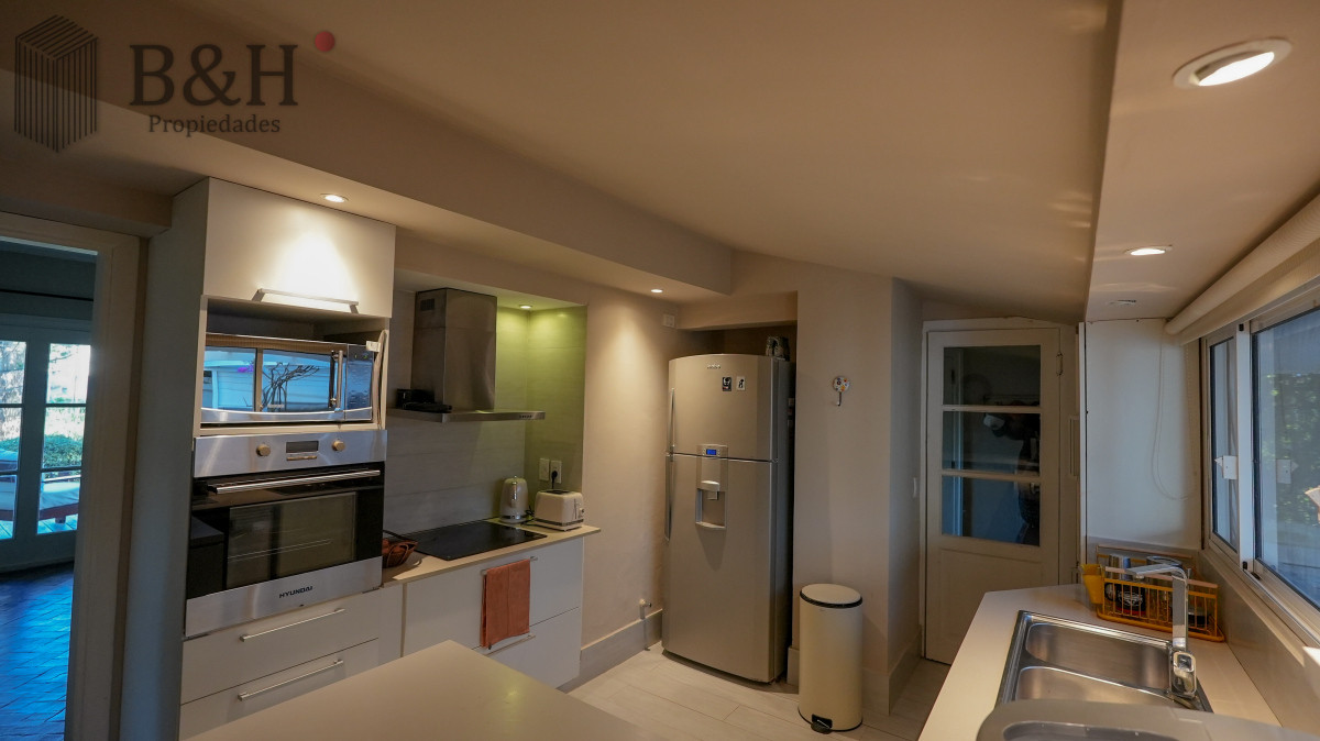 Casa ID.5233 - Hermosa Casa en parada 15 de la Mansa - Punta del Este 