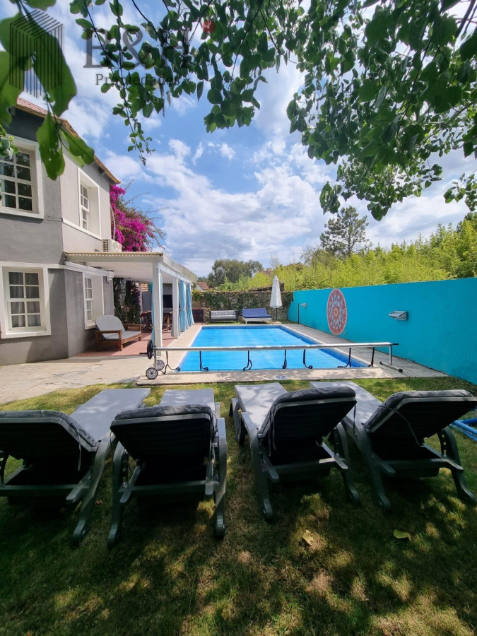 Casa ID.4567 - Casa a la venta en la barra - Punta del Este