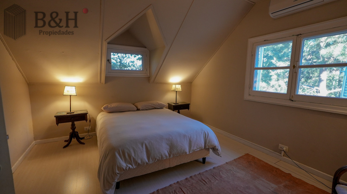 Casa ID.5233 - Hermosa Casa en parada 15 de la Mansa - Punta del Este 