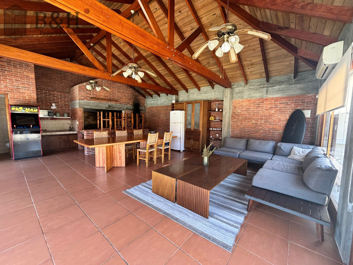 Casa ID.6391 - Casa de 4 dormitorios en alquiler invernal y Anual Punta del Este 