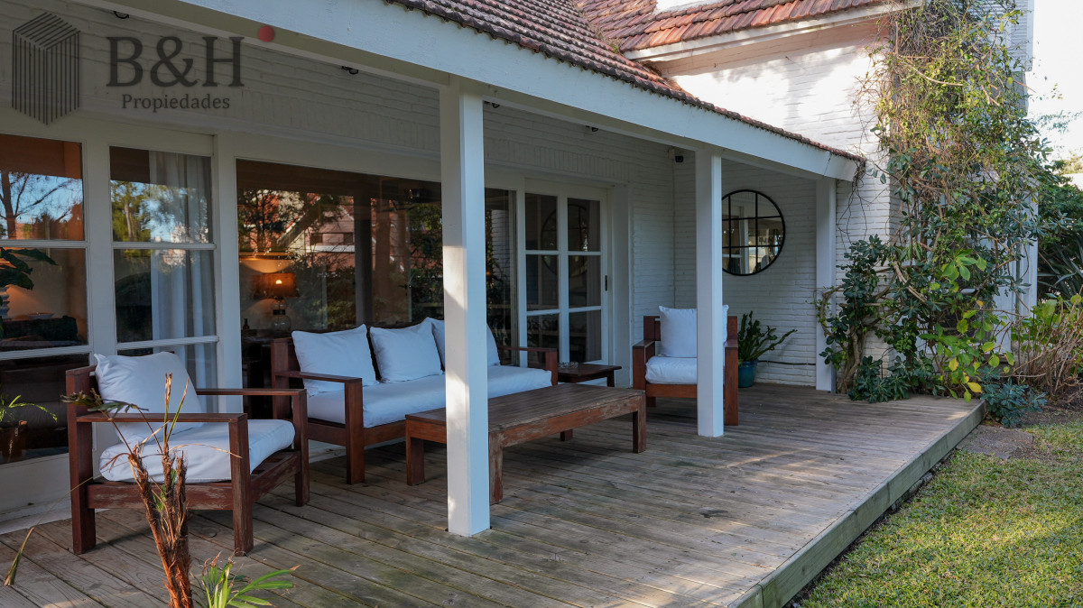 Casa ID.5233 - Hermosa Casa en parada 15 de la Mansa - Punta del Este 