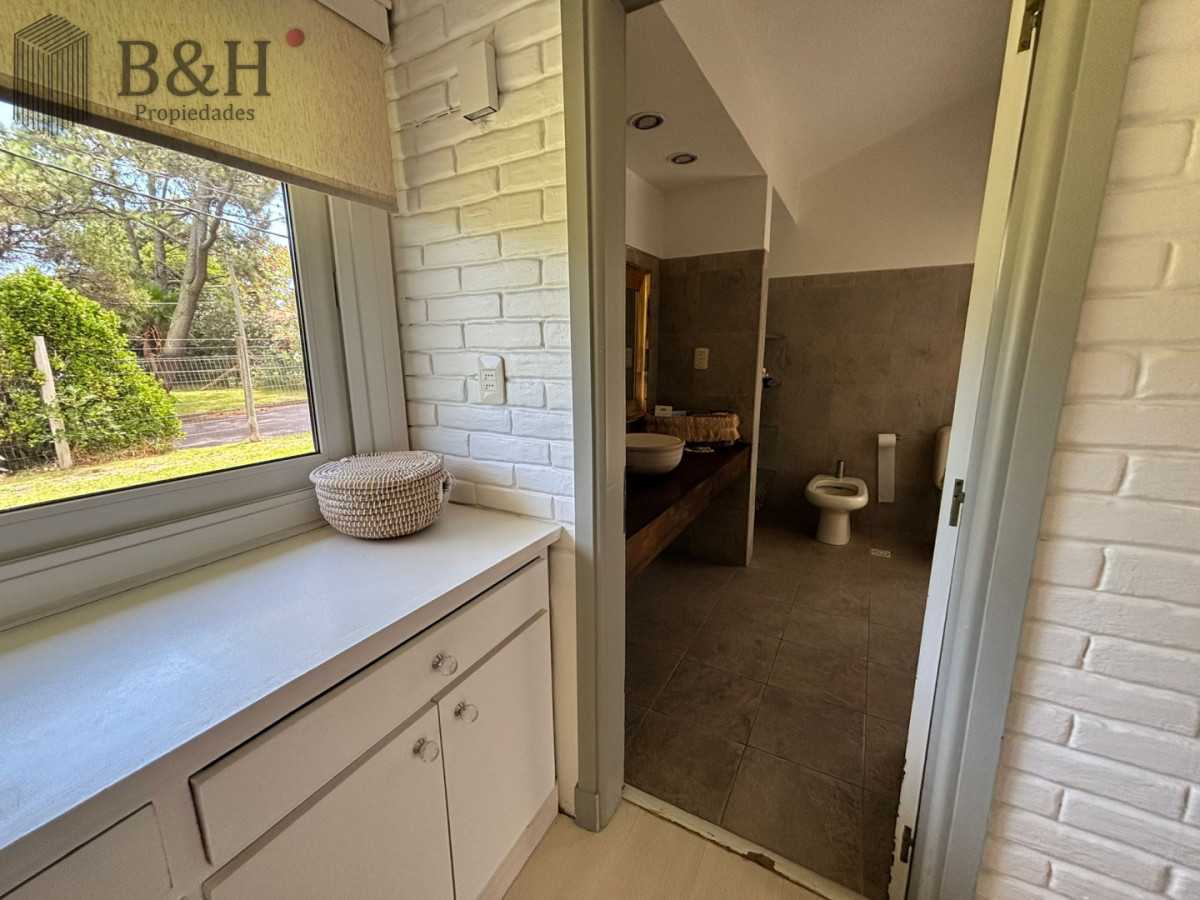 Casa ID.6391 - Casa de 4 dormitorios en alquiler invernal y Anual Punta del Este 