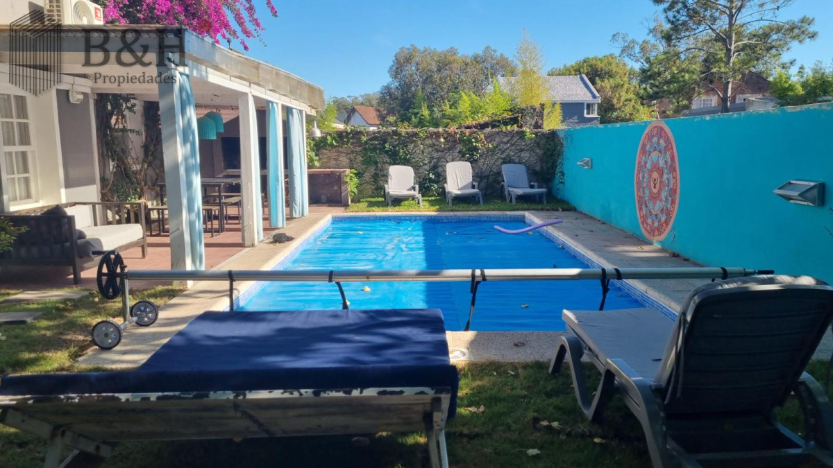 Casa ID.4567 - Casa a la venta en la barra - Punta del Este
