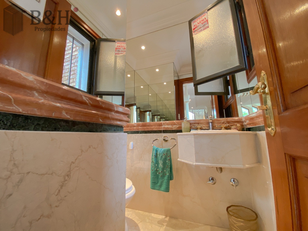 Casa ID.5723 - Casa en venta de 7 dormitorios, Punta del Este