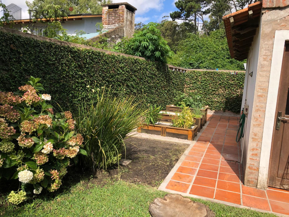 Casa ID.4024 - Casa de 2 dormitorios y medio en alquiler temporal, Pinares Parada 32 Mansa