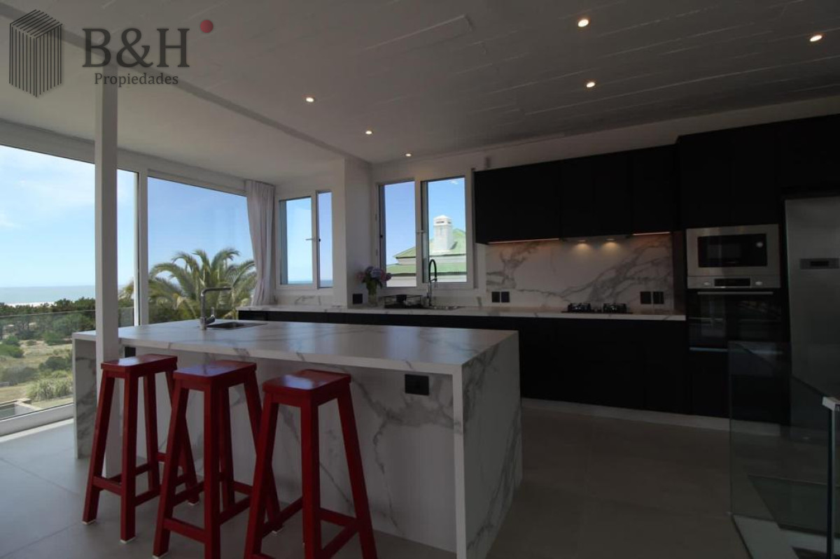 Casa ID.2882 - Excelente Casa en Jose Ignacio en Alquiler Temporal en Barrio Privado
