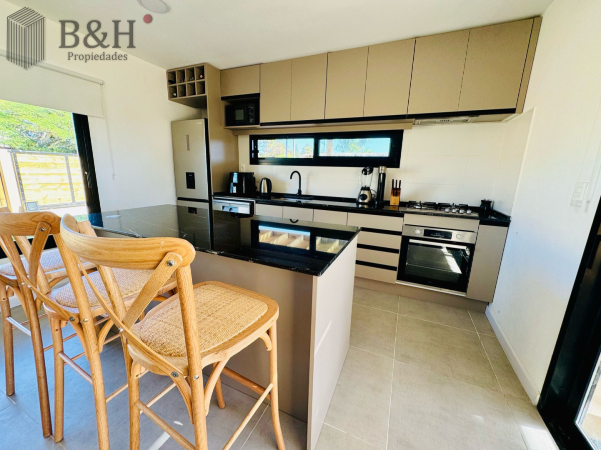 Casa ID.6965 - Casa Balneario en alquiler anual