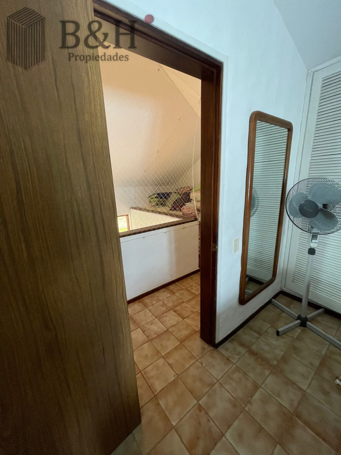 Casa ID.1493 - ALQUILER CASA DE 4 DORMITORIOS PUNTA DEL ESTE CON PISCINA CLIMATIZADA