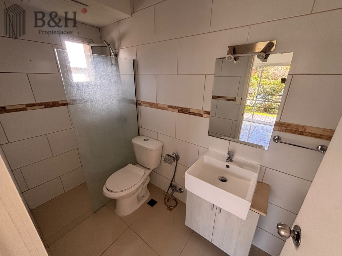 Casa ID.8115 - Casa en Pinares a pasos del mar