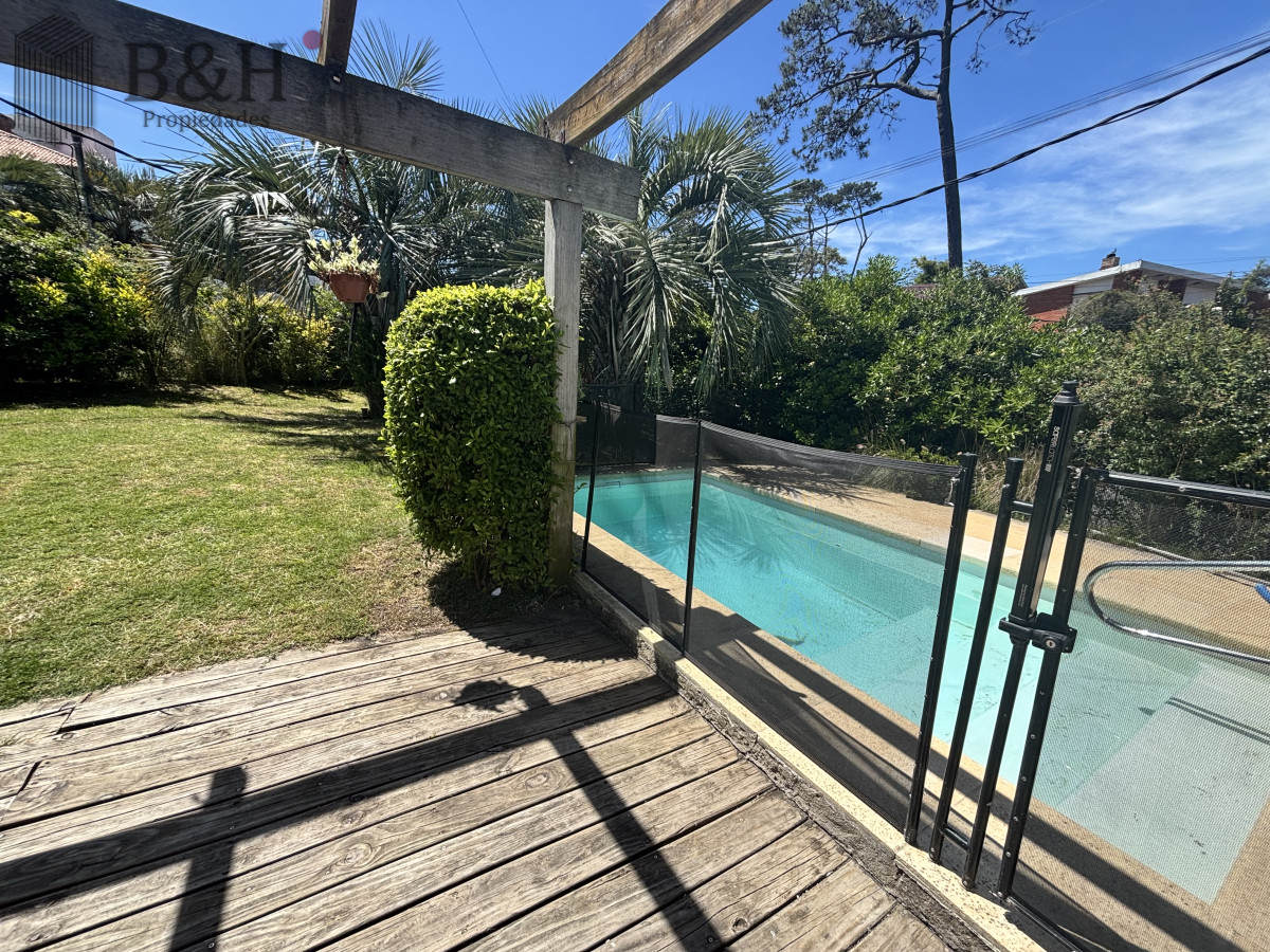 Casa ID.4644 - Casa de 3 dormitorios  - Punta del Este 