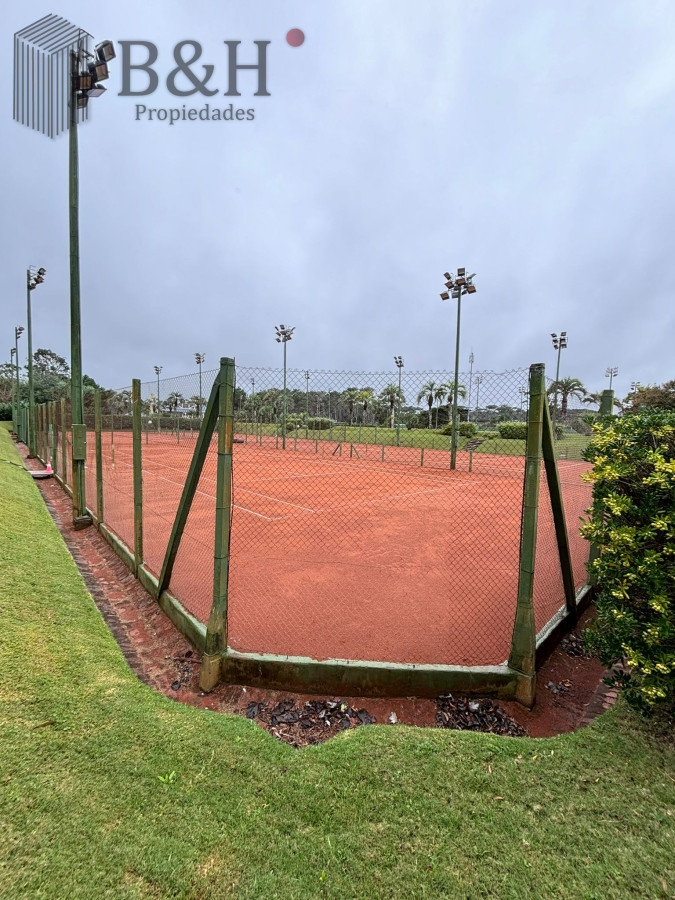 Casa ID.2280 - Casa en BARRIO PRIVADO!! ALQUILER ANUAL Y VENTA
