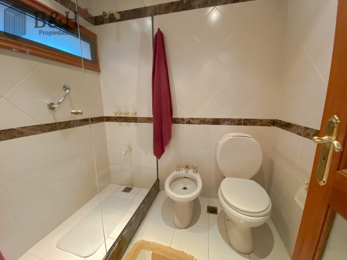 Casa ID.5723 - Casa en venta de 7 dormitorios, Punta del Este