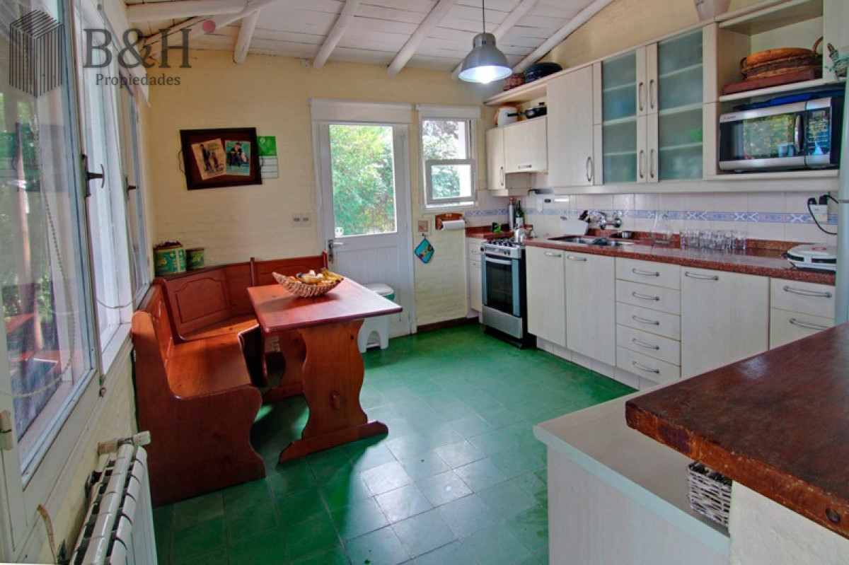 Casa ID.2881 - Casa en La Barra 3 dormitorios + Servicio, con Piscina climatizada