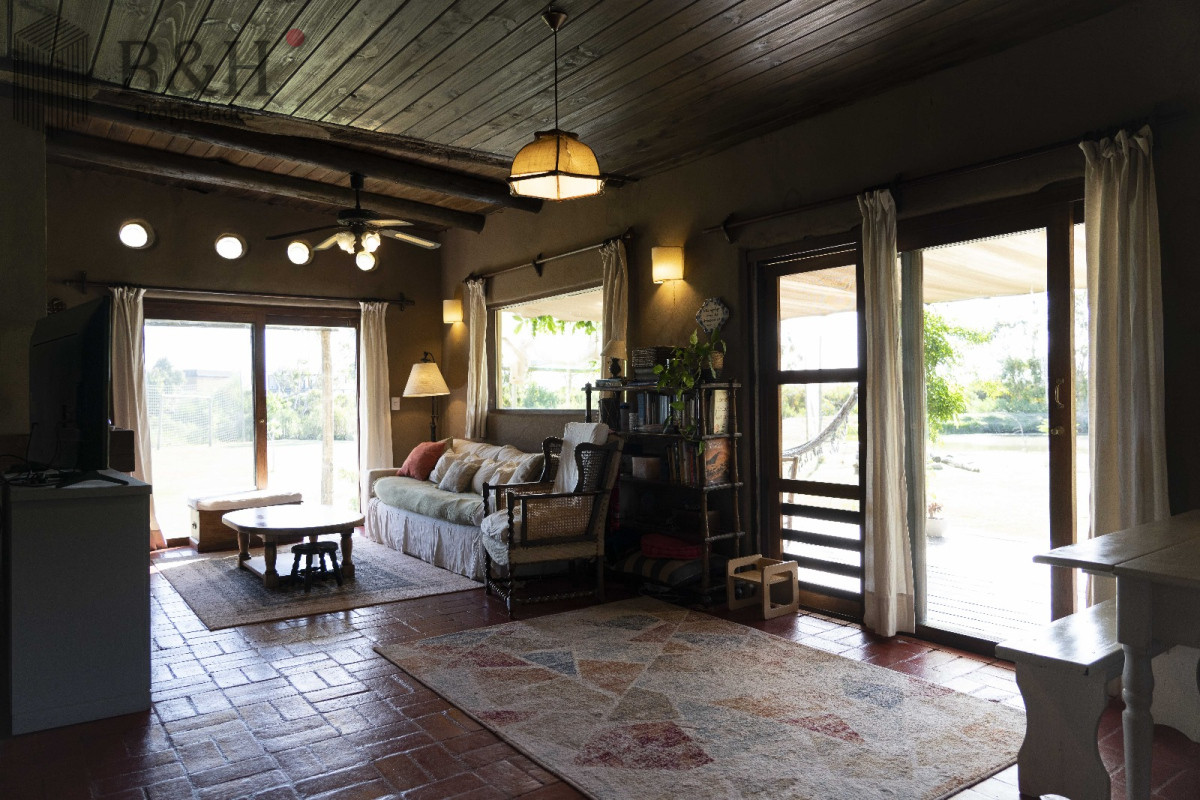 Casa ID.3967 - Casa de 3 dormitorios - La Barra 