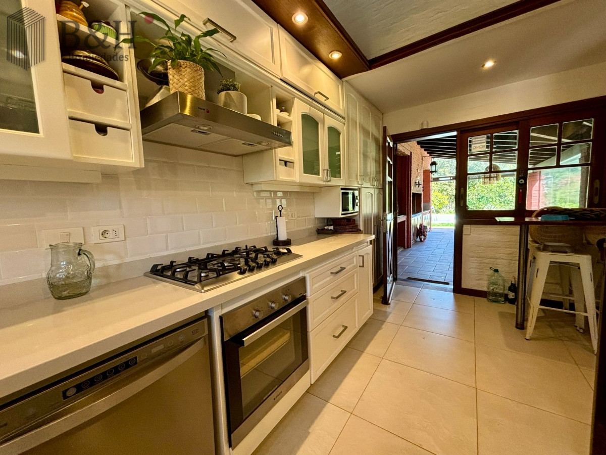 Casa ID.3460 - Casa a la venta en San Rafael 