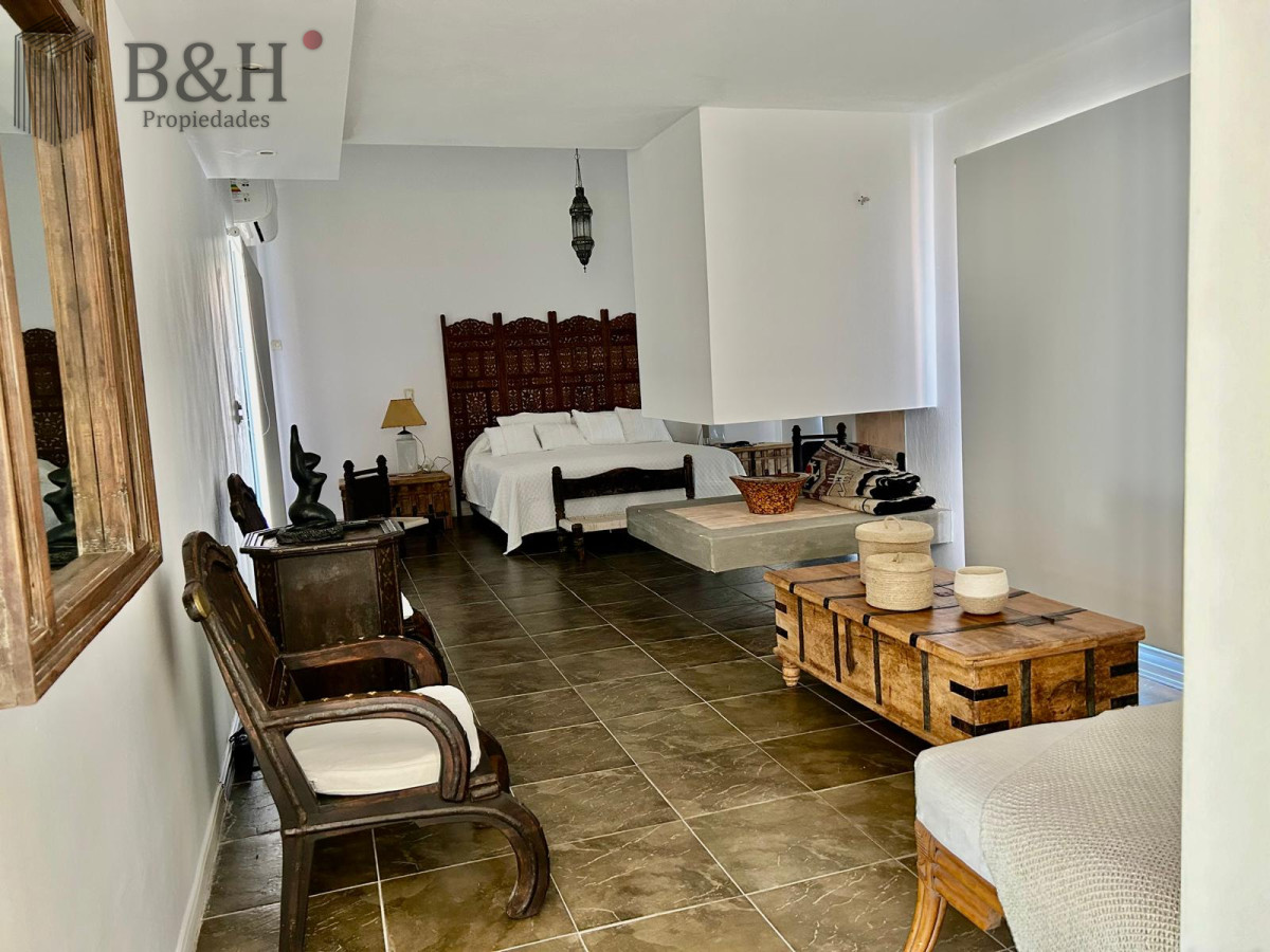 Casa ID.5181 - Casa de 5 dormitorios en alquiler de Temporada - Punta del Este  