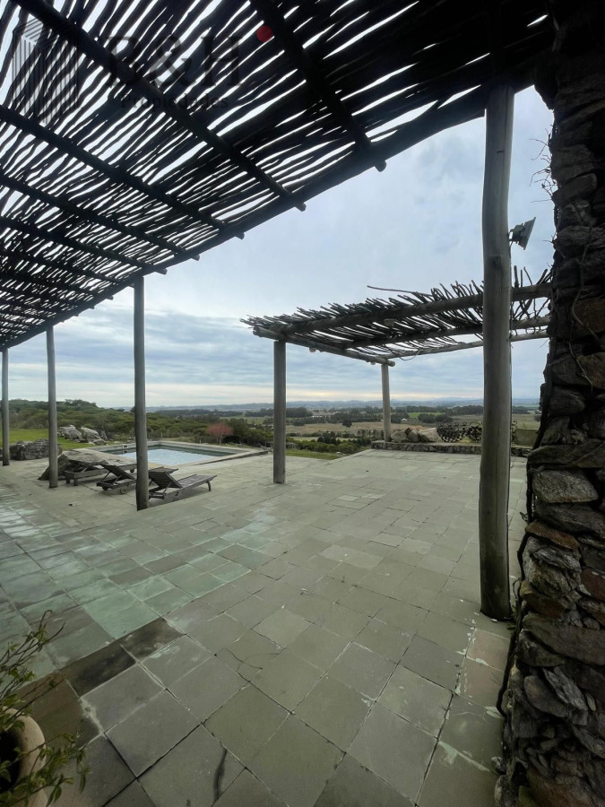 Casa ID.3438 - CHACRA EN ALQUILER TEMPORADA CERCA DEL QUIJOTE LA BARRA
