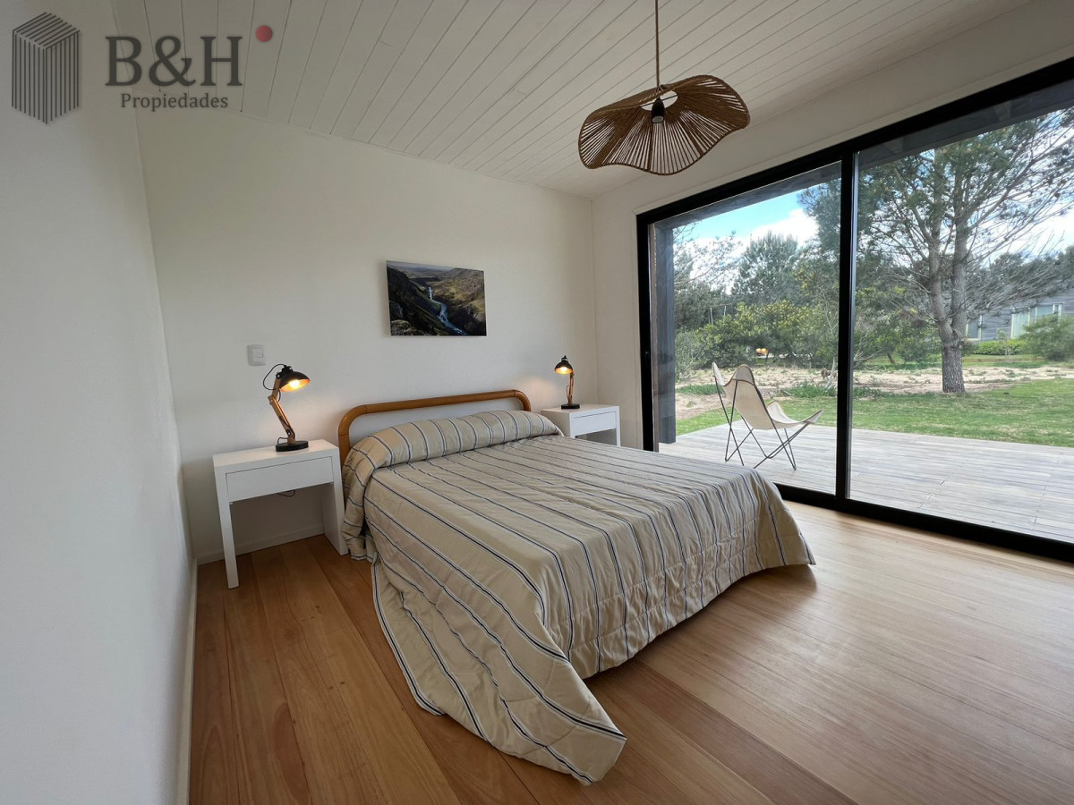 Casa ID.5116 - Casa en venta de 4 dormitorios, en José Ignacio, Barrio Laguna Escondida