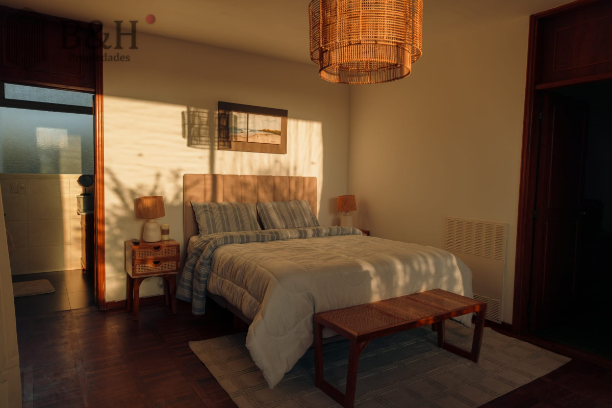 Casa ID.5024 - Casa de 3 dormitorios en Alquiler Anual - Punta del Este 