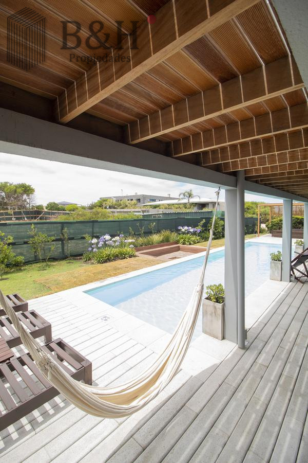 Casa ID.2882 - Excelente Casa en Jose Ignacio en Alquiler Temporal en Barrio Privado