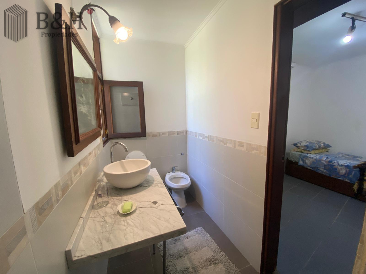 Casa ID.5024 - Casa de 3 dormitorios en Alquiler Anual - Punta del Este 