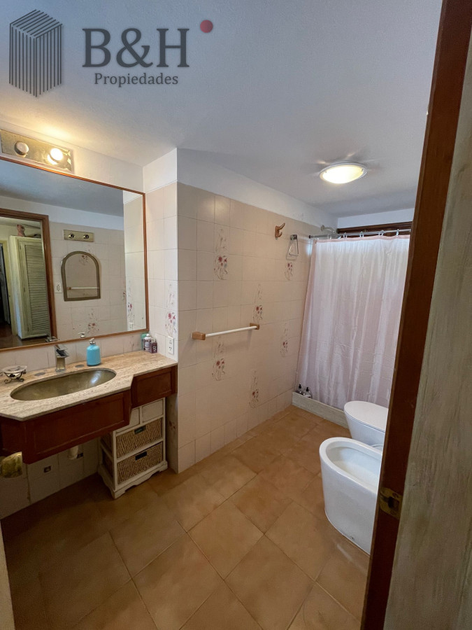 Casa ID.1493 - ALQUILER CASA DE 4 DORMITORIOS PUNTA DEL ESTE CON PISCINA CLIMATIZADA