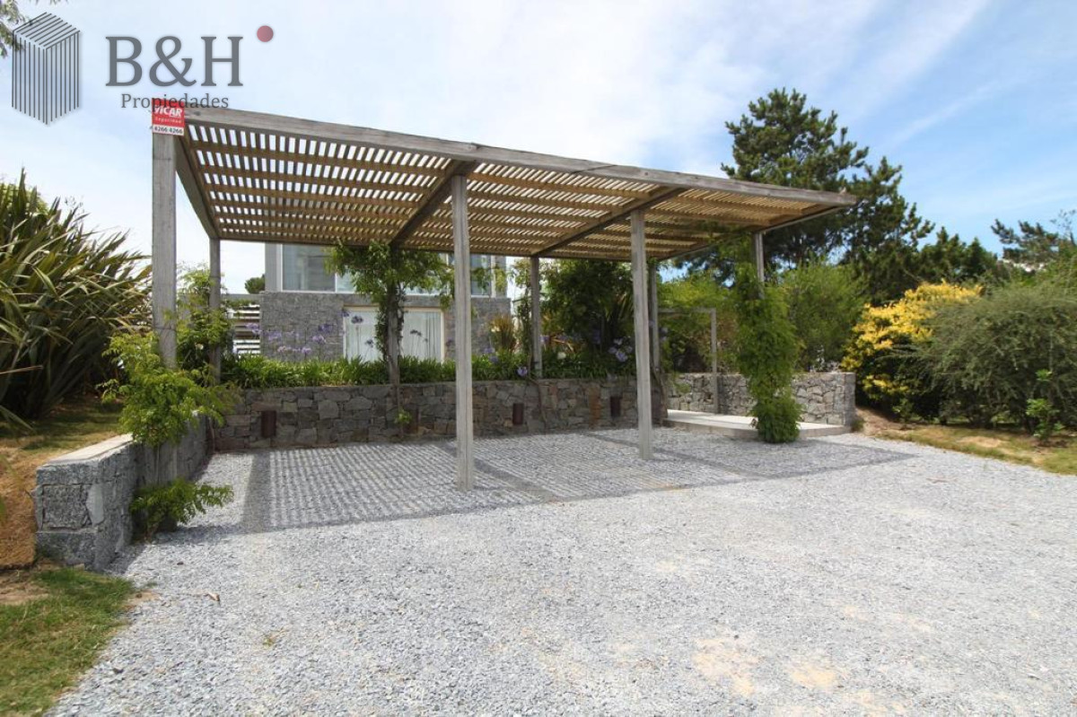 Casa ID.2918 - CASA EN JOSE IGNACIO BARRIO PRIVADO