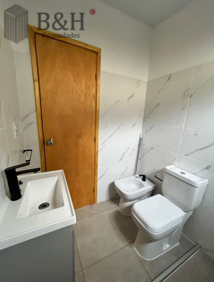 Casa ID.7725 - Casa en Venta o Alquiler de Verano La Barra 2 Dormitorios