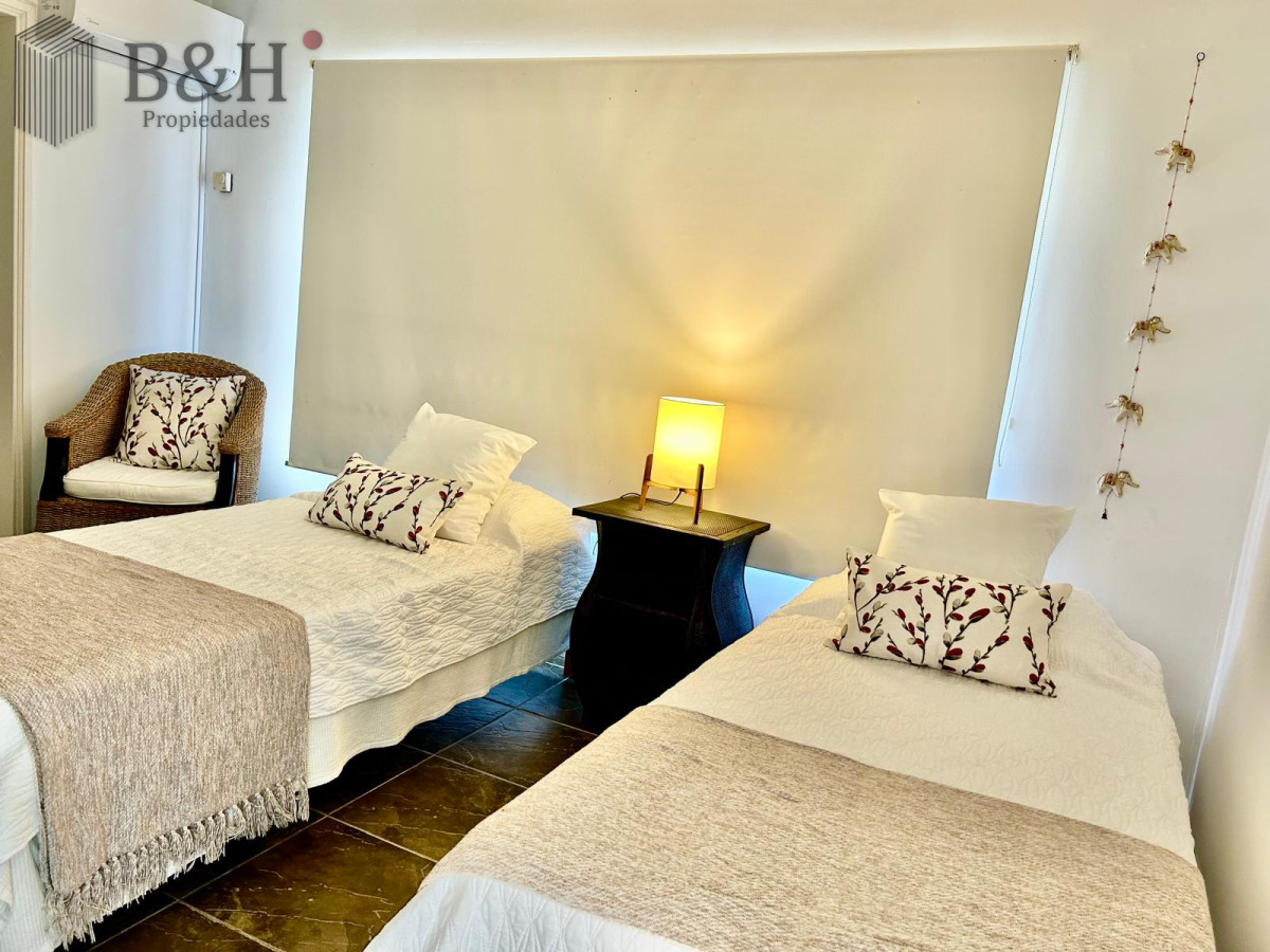 Casa ID.5181 - Casa de 5 dormitorios en alquiler de Temporada - Punta del Este  