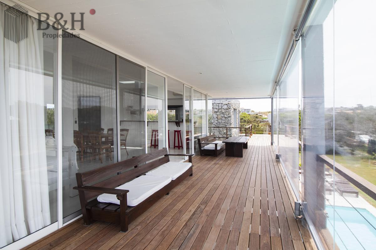 Casa ID.2882 - Excelente Casa en Jose Ignacio en Alquiler Temporal en Barrio Privado