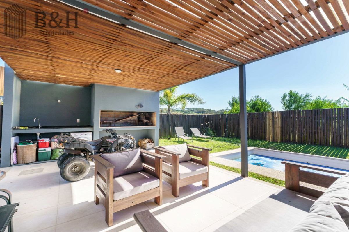 Casa ID.7428 - Hermosa casa en venta barrio privado en las grutas 3 dormitorios 