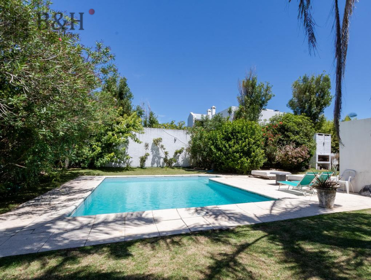 Casa ID.5597 - Hermosa Casa en La Posta