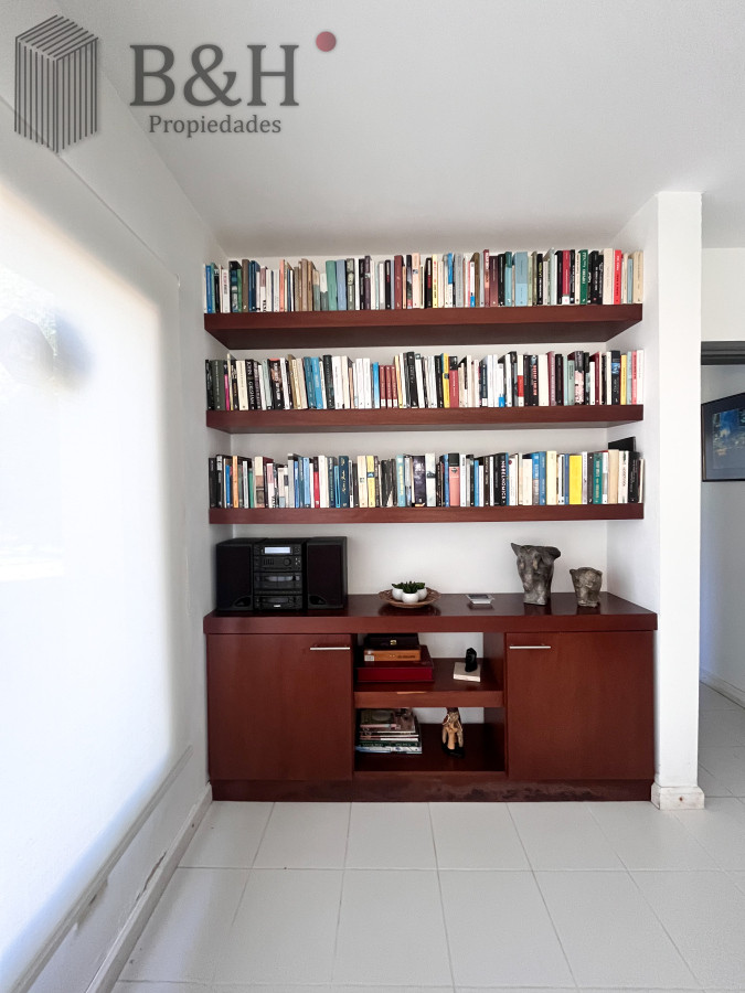 Casa ID.5656 - Casa de 5 dormitorios en venta, Punta del Este