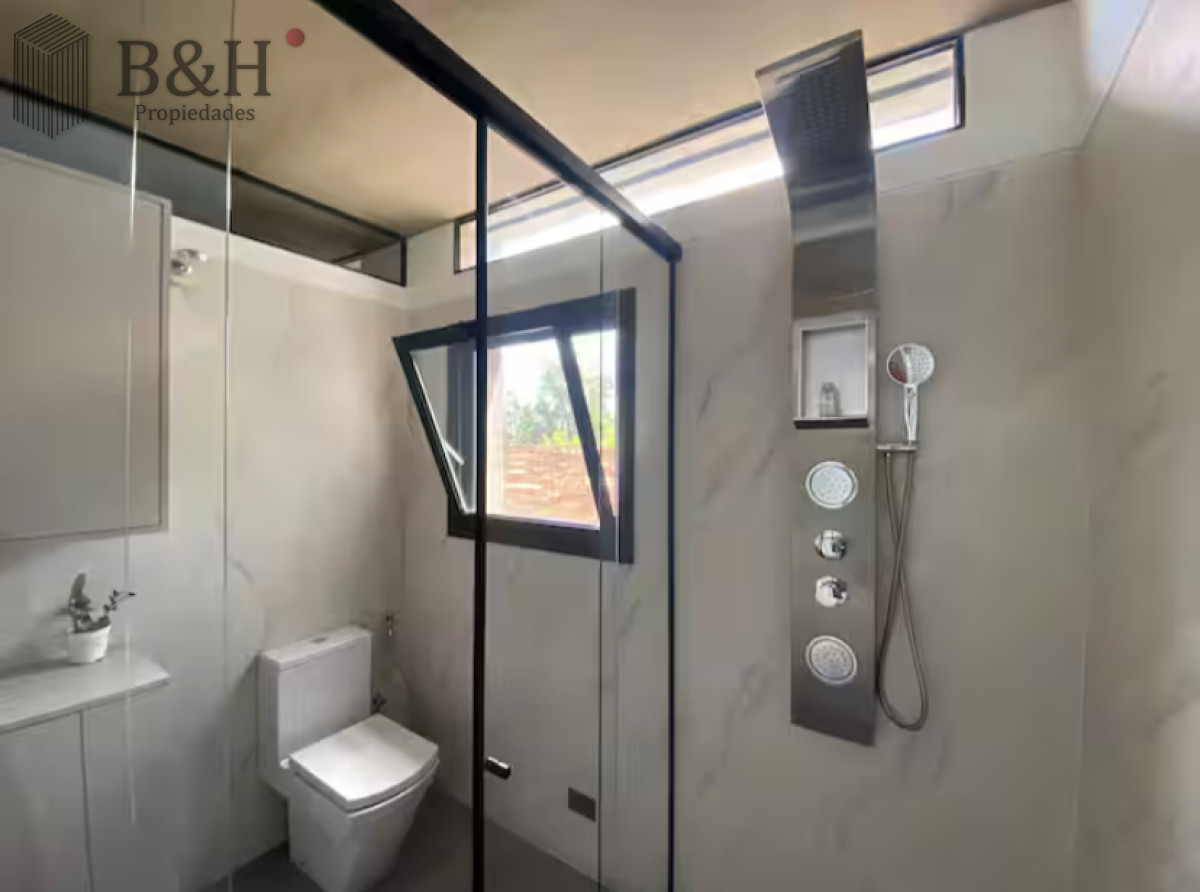 Casa ID.3933 - Casa de 4 dormitorio - Maldonado 