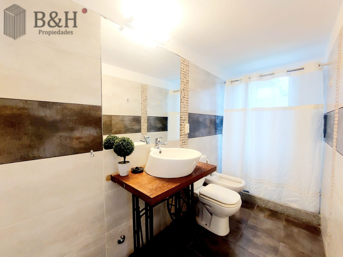 Casa ID.7782 - Venta Casa 6 Dormitorios en Montoya, La Barra Con Piscina