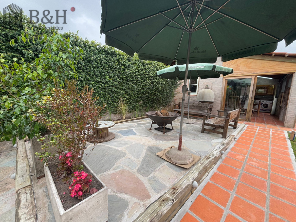 Casa ID.4024 - Casa de 2 dormitorios y medio en alquiler temporal, Pinares Parada 32 Mansa