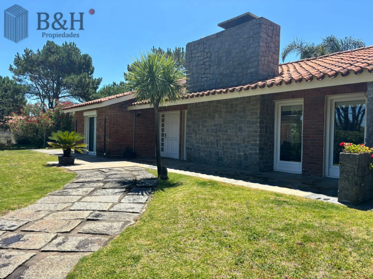 Casa ID.6391 - Casa de 4 dormitorios en alquiler invernal y Anual Punta del Este 