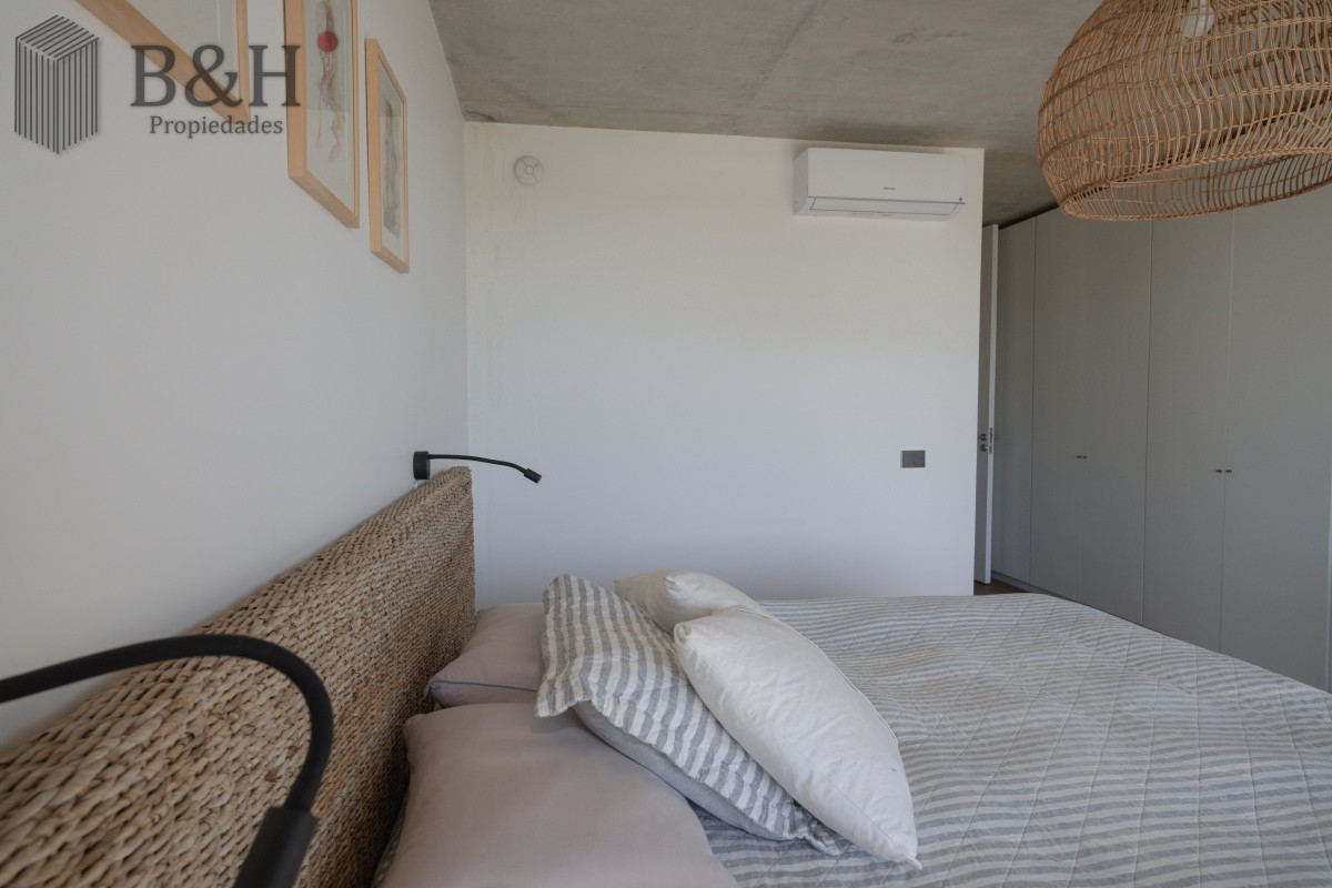 Casa ID.3276 - Hermosa casa en el Quijote- 3 dormitorios + dependencia de servicio con baño. DISPONIBLE EN ALQUILER ANUAL A PARTIR DE MARZO 2025