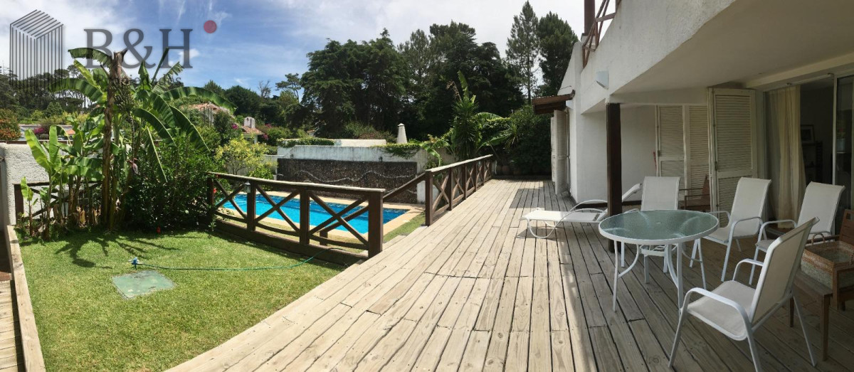 Casa ID.6227 - Tu Refugio Ideal en San Rafael, Punta del Este