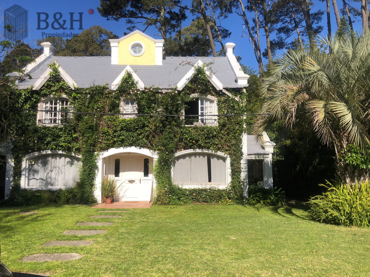 Casa ID.5866 - Casa a la venta en Pinares Mansa - Punta del Este