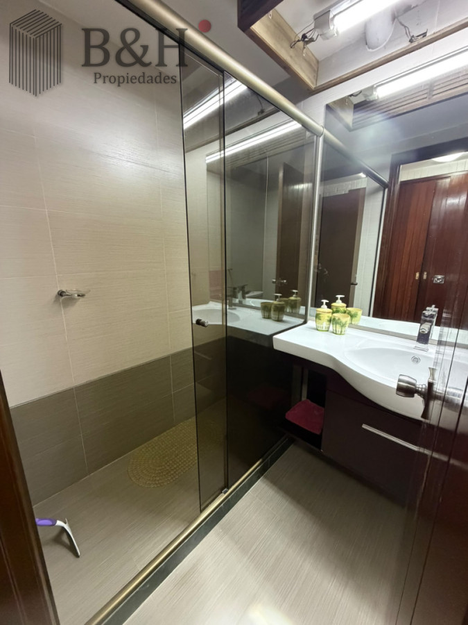 Casa ID.7833 - Casa Venta 5 Dormitorios Punta del Este 