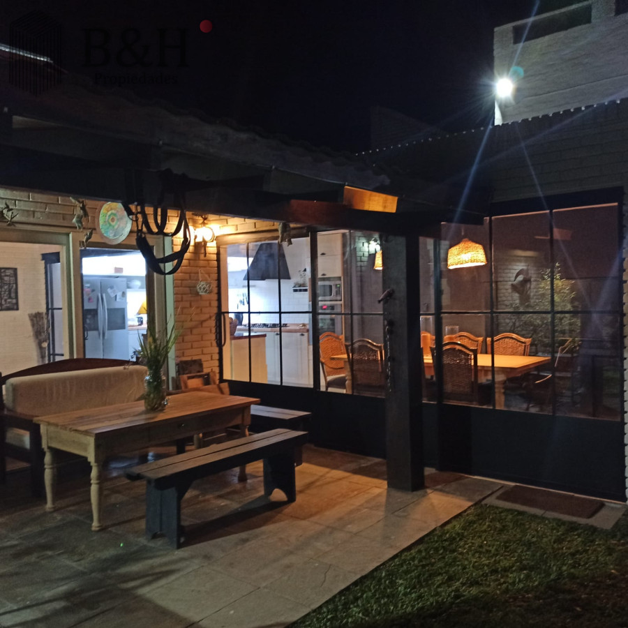 Casa ID.4203 - Casa de 4 dormitorios en San Rafael - Punta del Este 