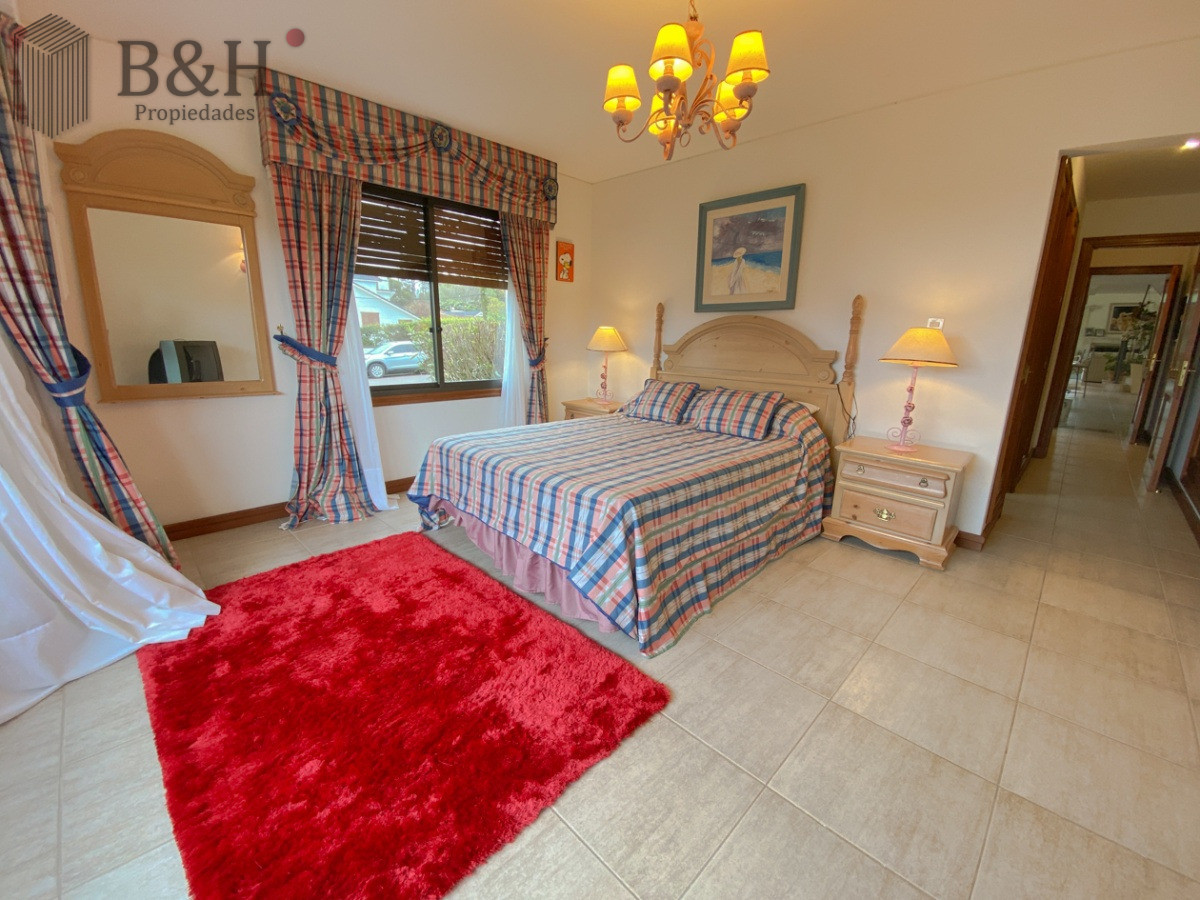 Casa ID.5723 - Casa en venta de 7 dormitorios, Punta del Este