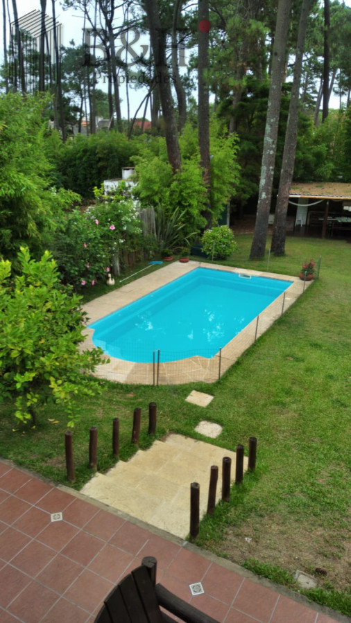 Casa ID.5716 - se vende y alquilo hermosa casa en pinares 