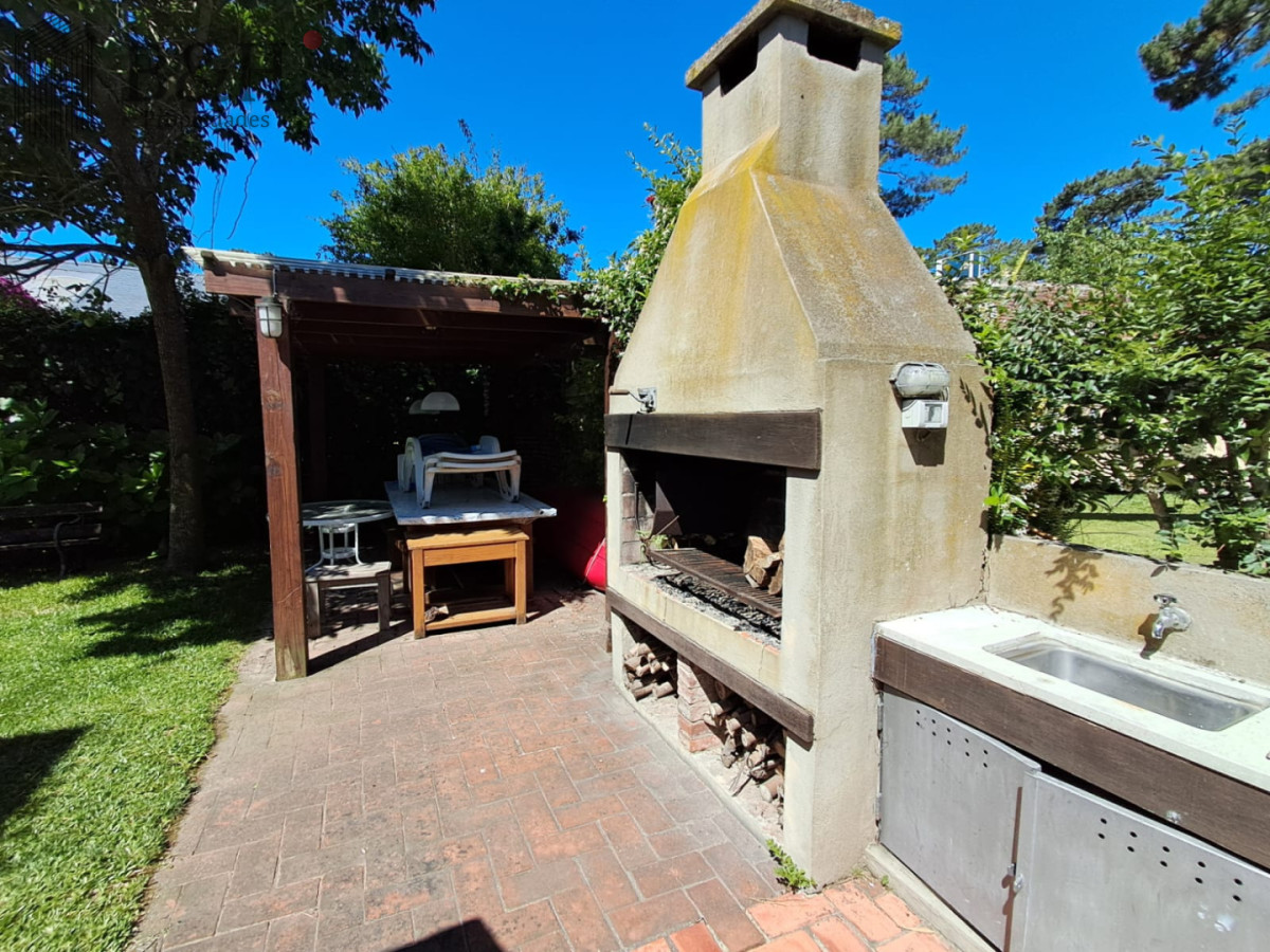 Casa ID.6191 - Alquiler por Temporada Casa 4 Dormitorios Punta del Este Mansa
